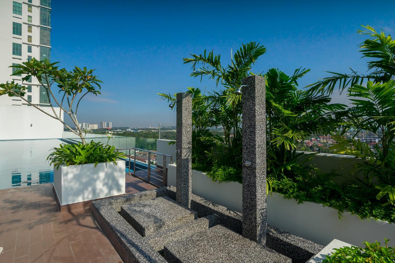 Comfort Zone Premium Guesthouse @ Evo บางี ภายนอก รูปภาพ